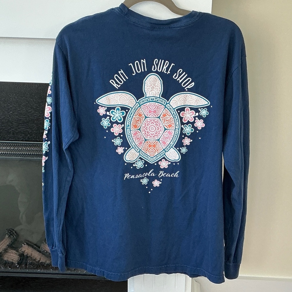 Ron Jon Surf Shop Long Sleeve Floral with Turtle